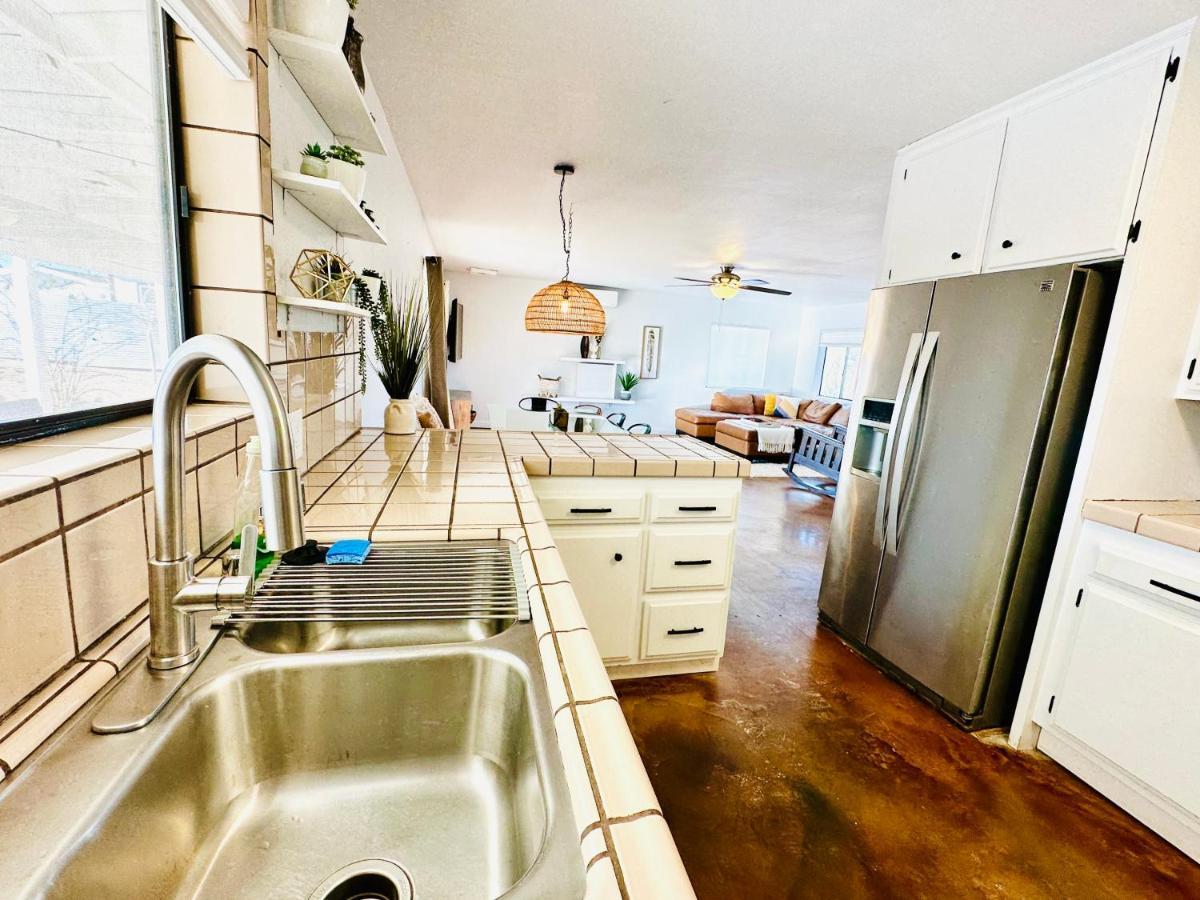 Ravens Nest Ranch, Fire Pit , Views, Near Jt Park! Joshua Tree Exterior foto