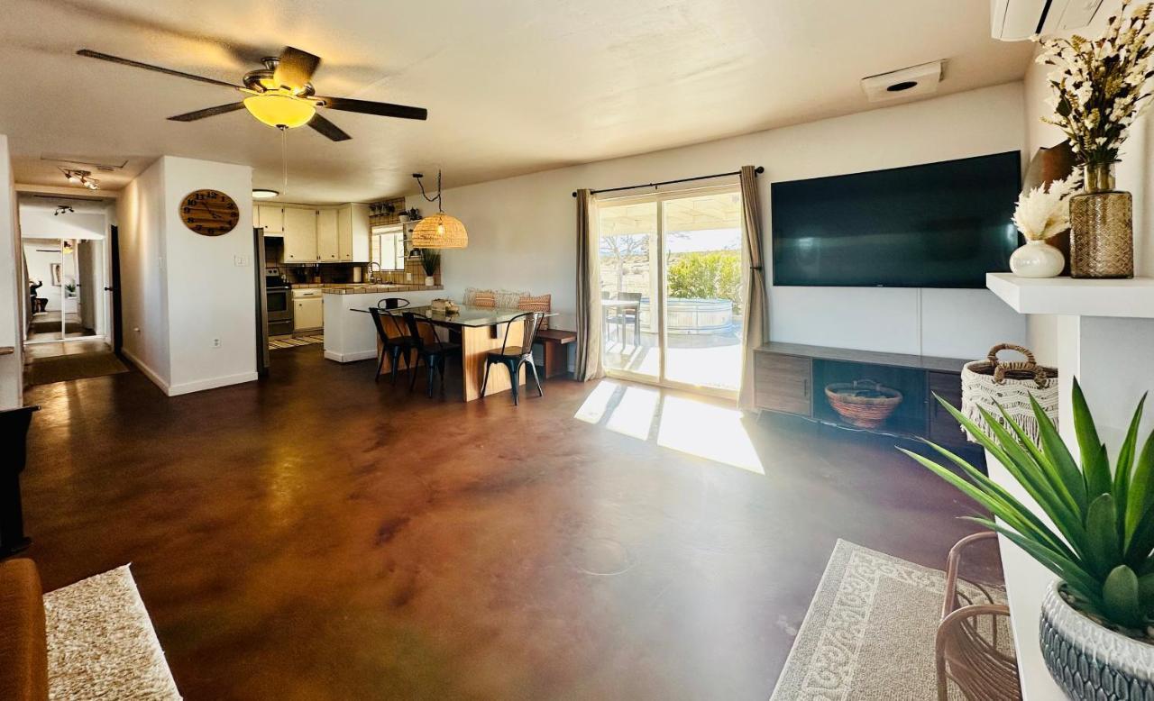 Ravens Nest Ranch, Fire Pit , Views, Near Jt Park! Joshua Tree Exterior foto